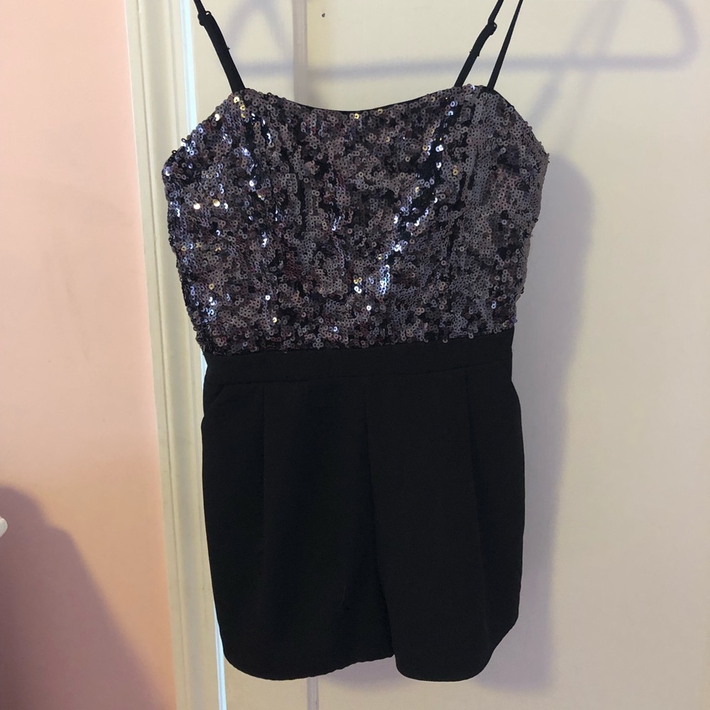 Sequined silver & black romper WITH POCKETS